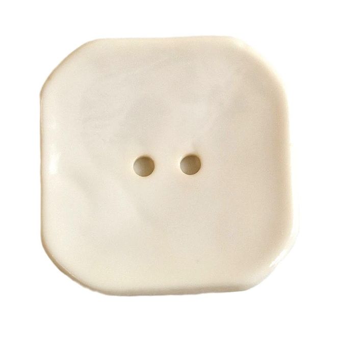 Hovedbilde Kantet knapp polyester 30 mm creme